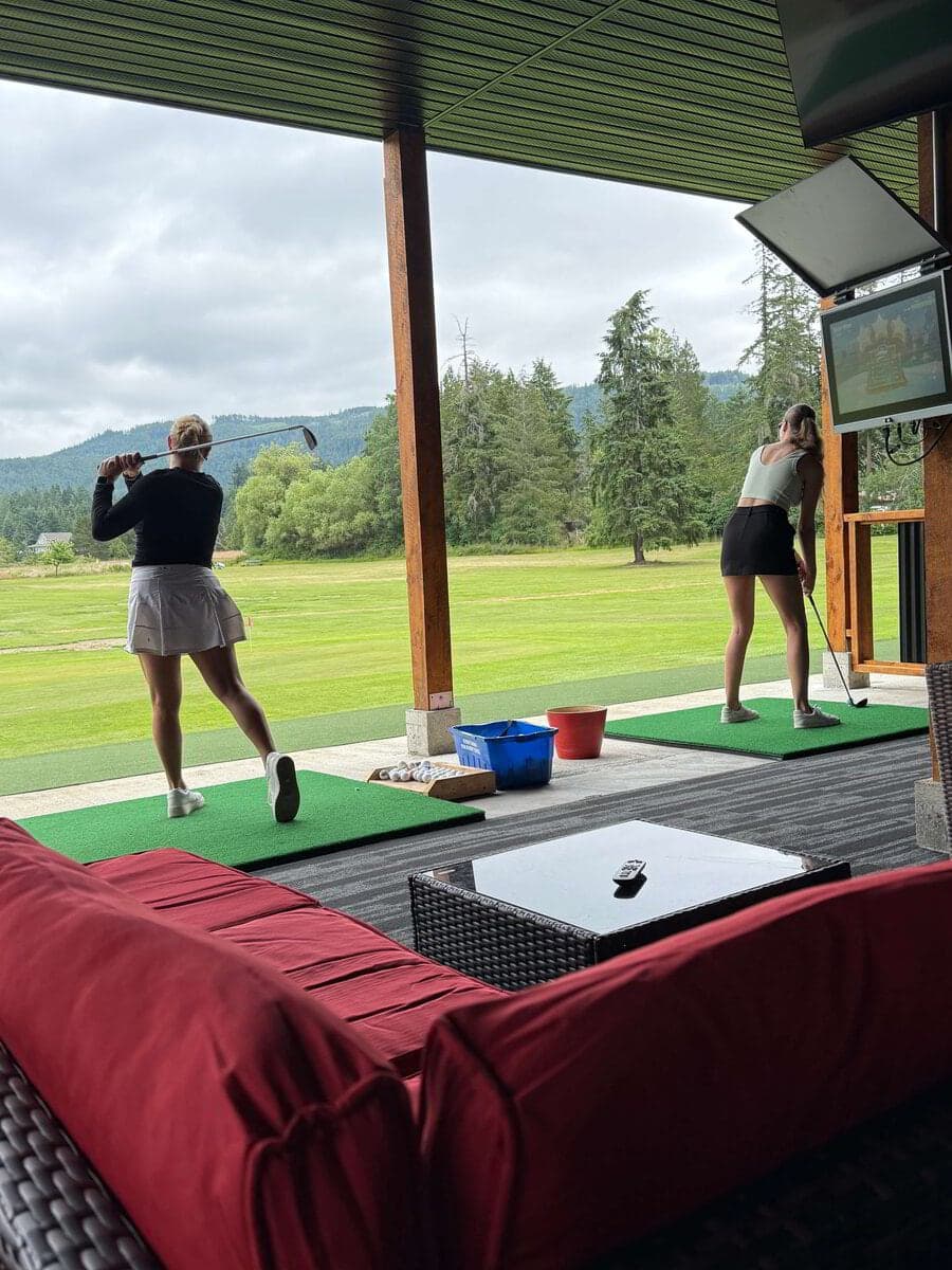 Hollies Executive Golf Course in Port Alberni