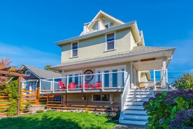 Outdoor Lovers Bed & Breakfast in Port Alberni