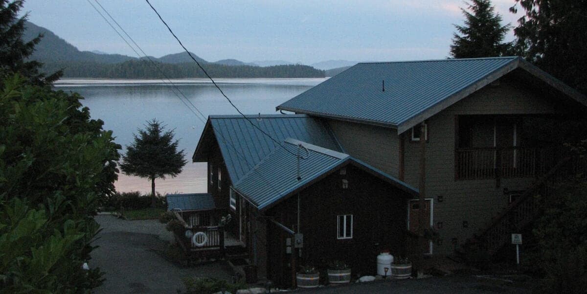 Storm Bay Bed & Breakfast in Tofino
