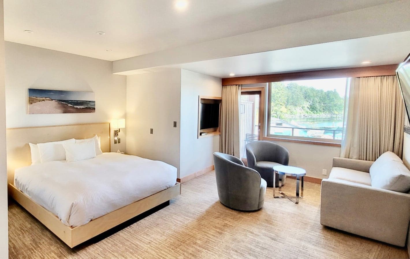 Harbour House Hotel in Salt Spring Island