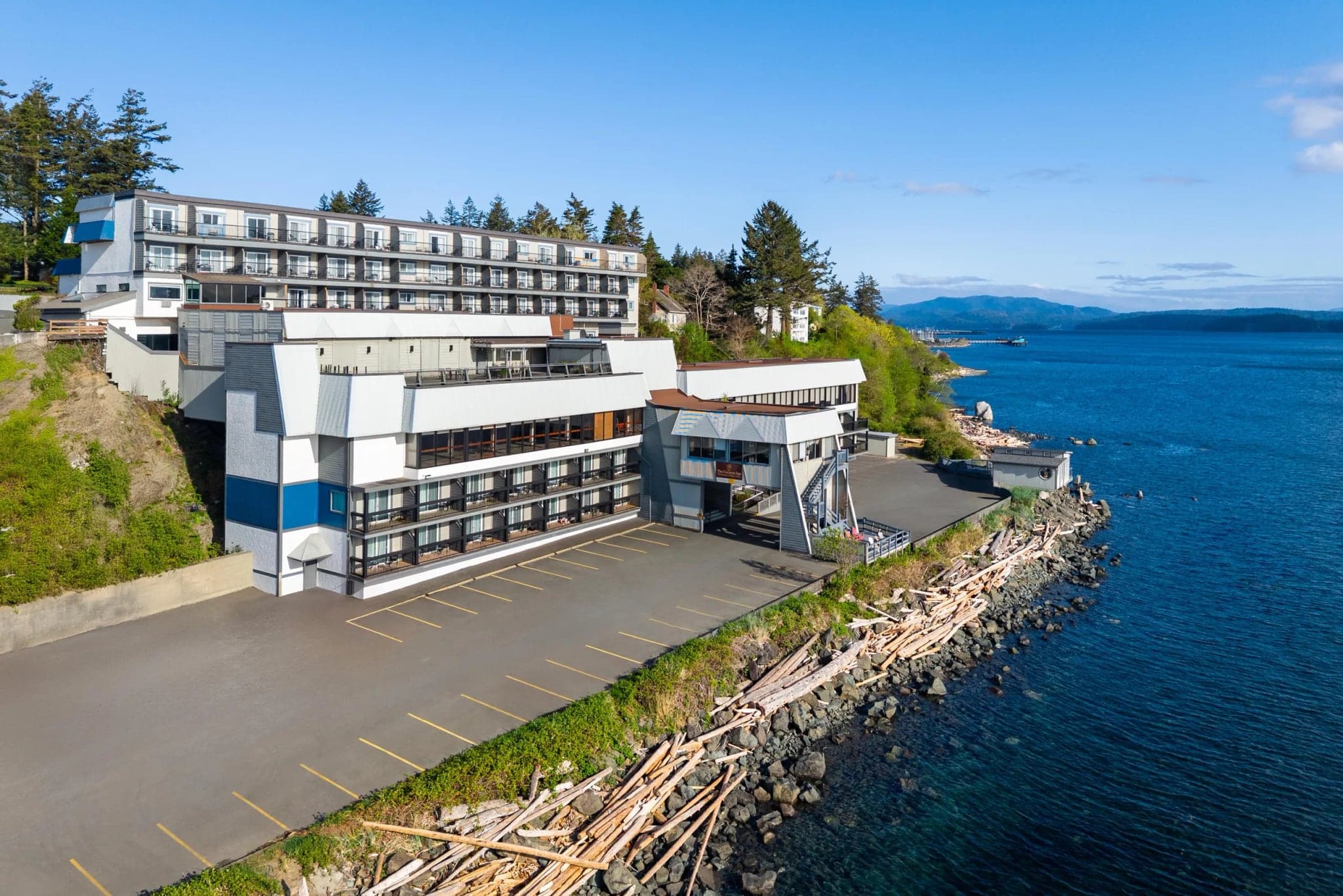 Anchor Inn & Suites - Best Western Signature Collection Hotel in Campbell River