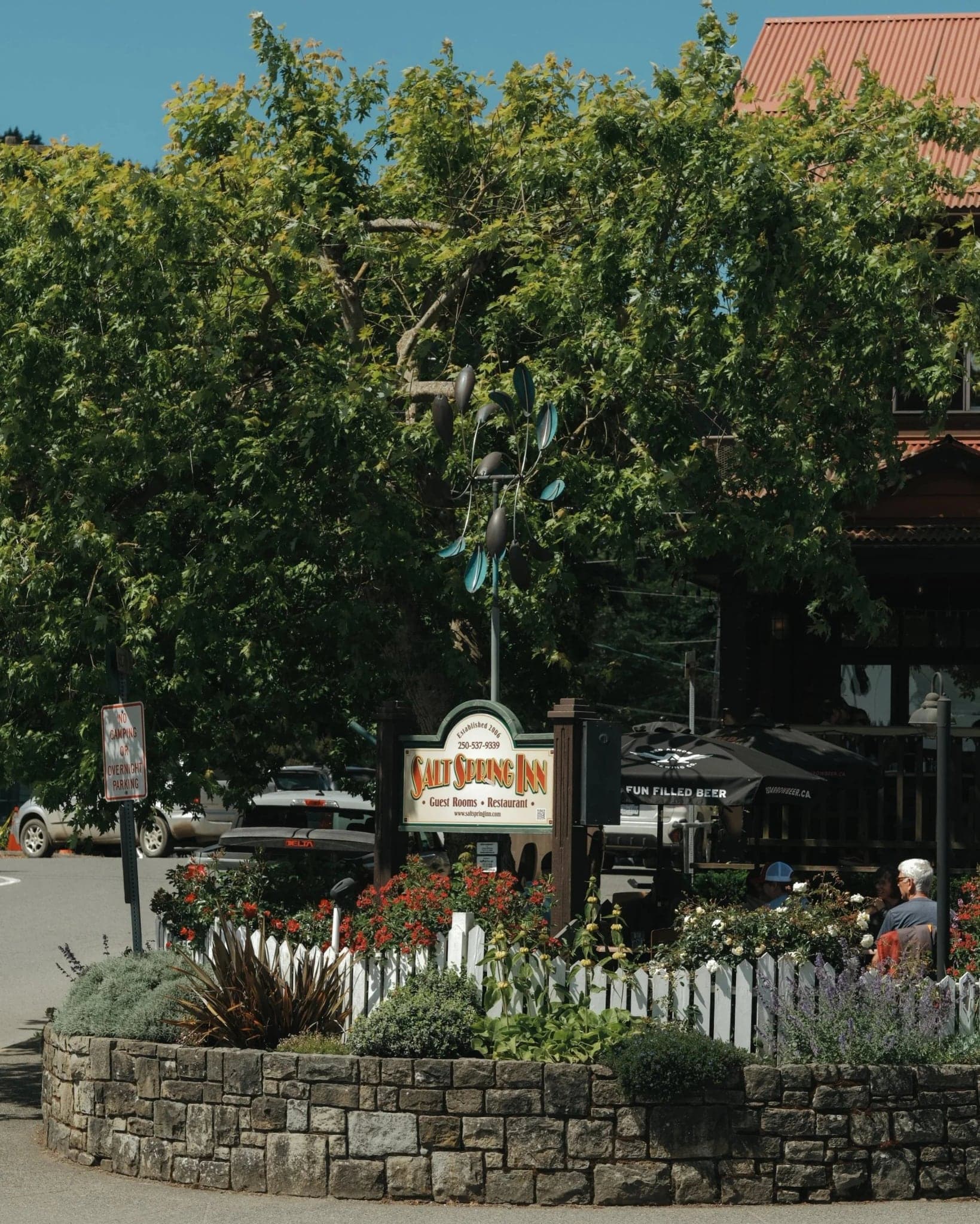 Salt Spring Inn Ltd in Salt Spring Island